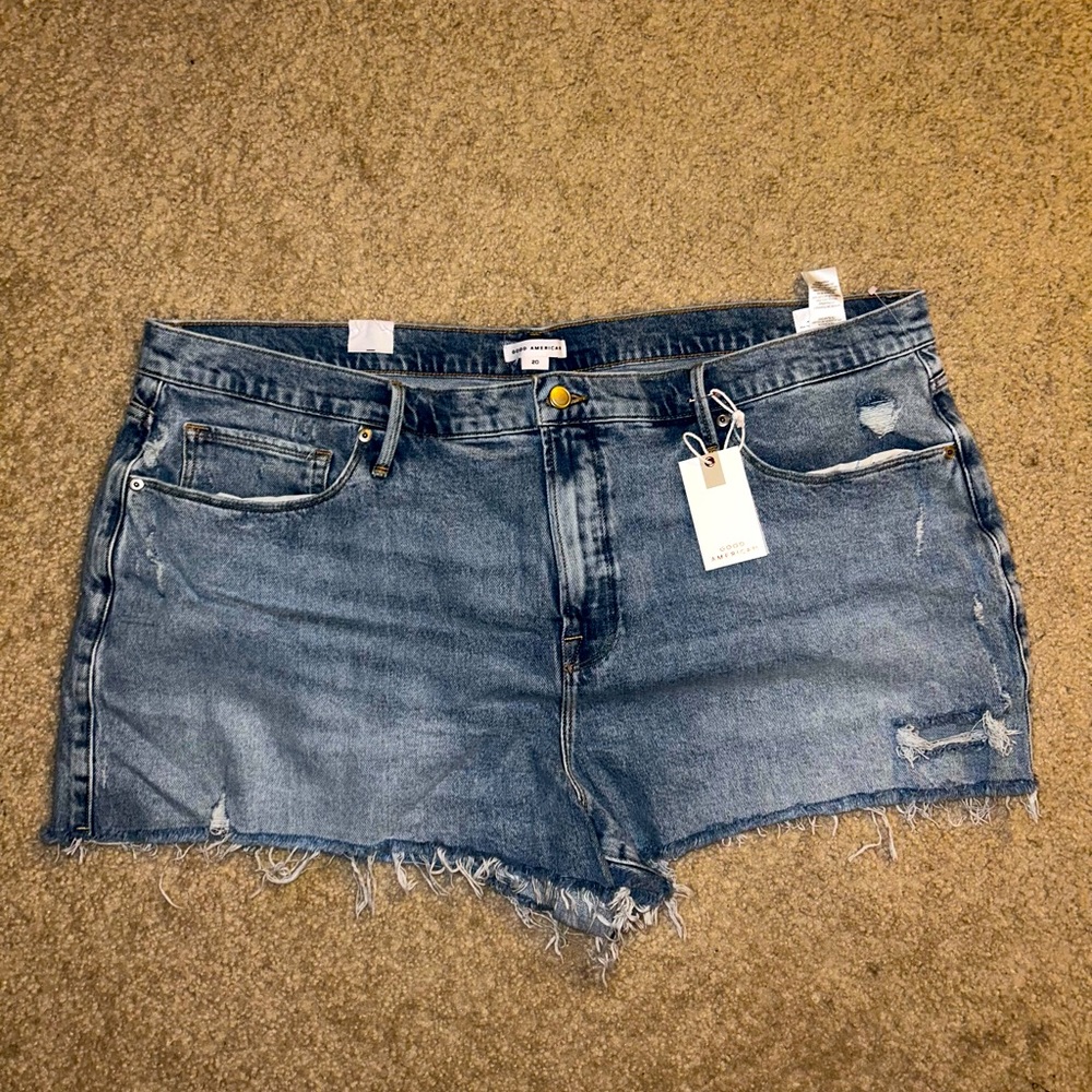 Good American Distressed Jean Shorts BNWT